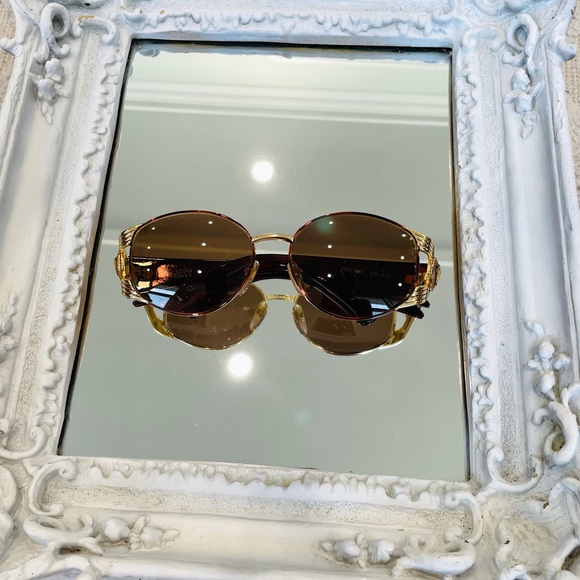 AUTHENTIC VERSACE Vintage Logo Dress Sunglasses MONOGRAM Medusa Glasses and Case - Picture 6 of 15